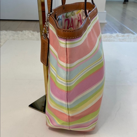 Coach Multi-colored Striped Tote. Pastels. A0969-F13552. - Picture 5 of 13